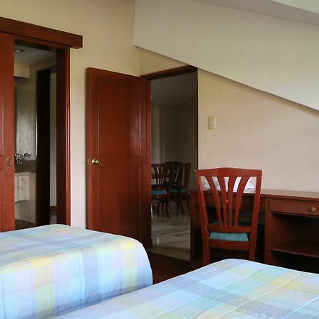 Sunrise Holiday Mansion Tagaytay City Exterior photo