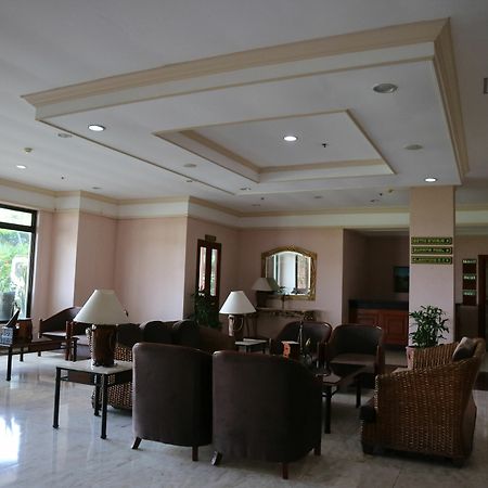 Sunrise Holiday Mansion Tagaytay City Exterior photo