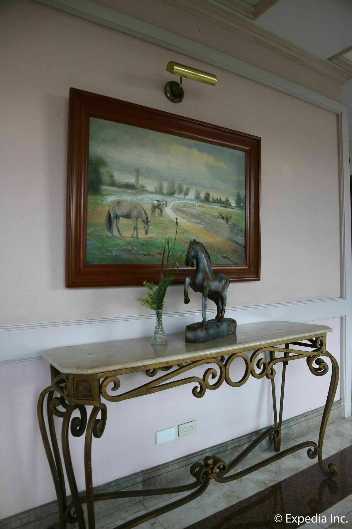 Sunrise Holiday Mansion Tagaytay City Exterior photo
